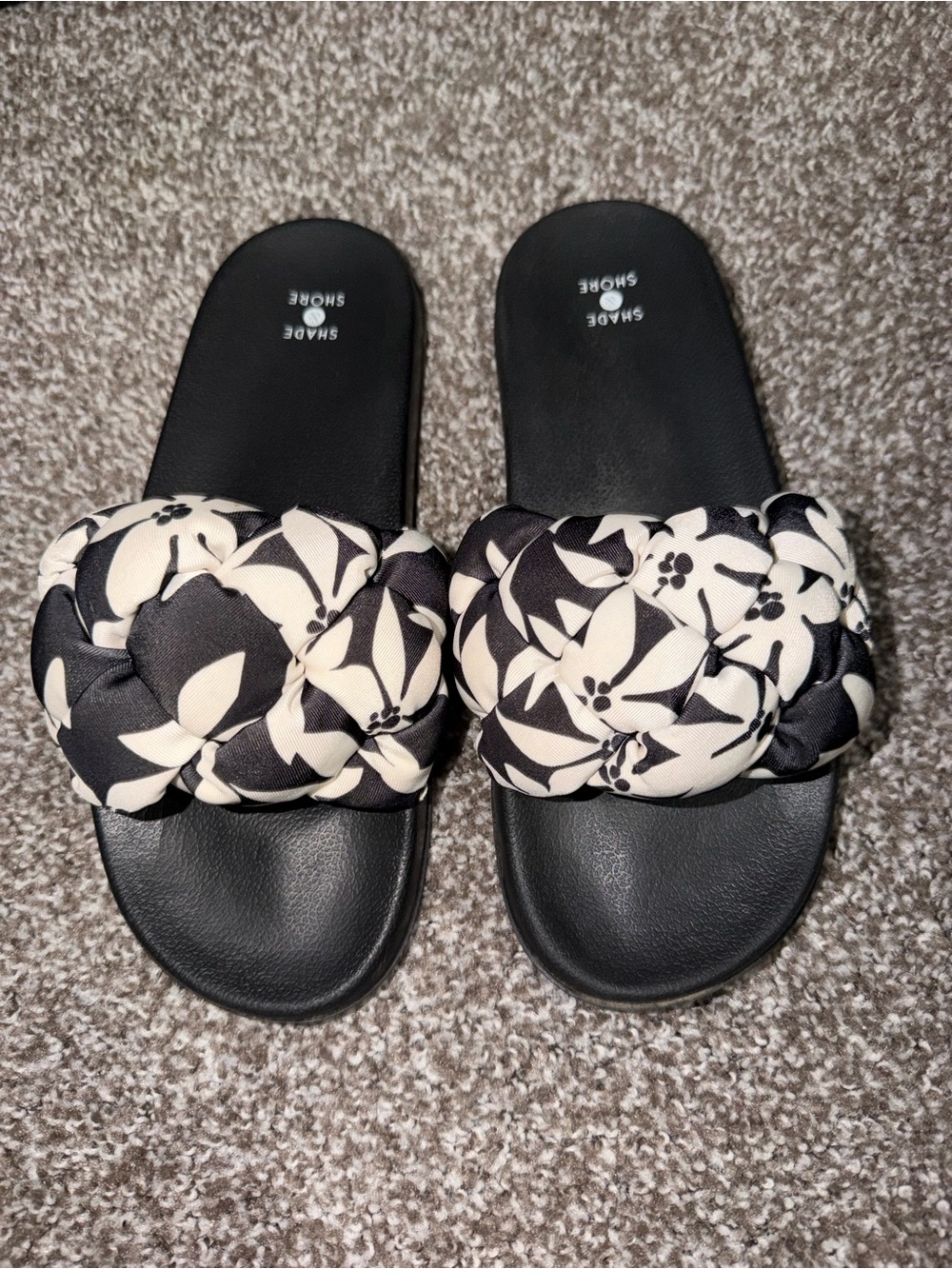 Shade & Shore Black and White Floral Braided Slide Sandals